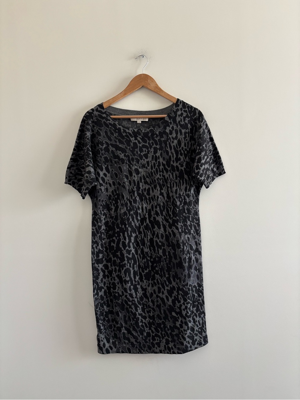 Ann Taylor LOFT Sweater Dress Wool Animal Print Black Gray Shift Womens M Office